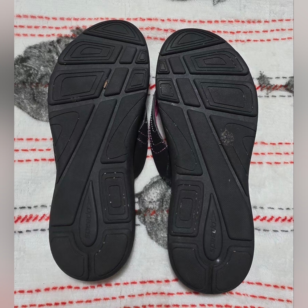 Speedo Flip Flops - Picture 5 of 5